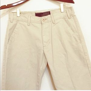 Guess | Khaki Pants | W30 L32